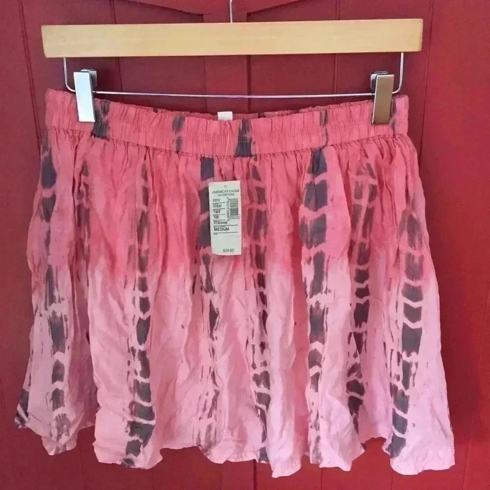 New! America Eagle Outfitters ombré pink skirt women M